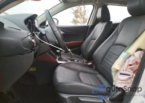 2018 Mazda Cx-3 Touring z USA, uszkodzony, nr VIN JM1DKFC78J0306176